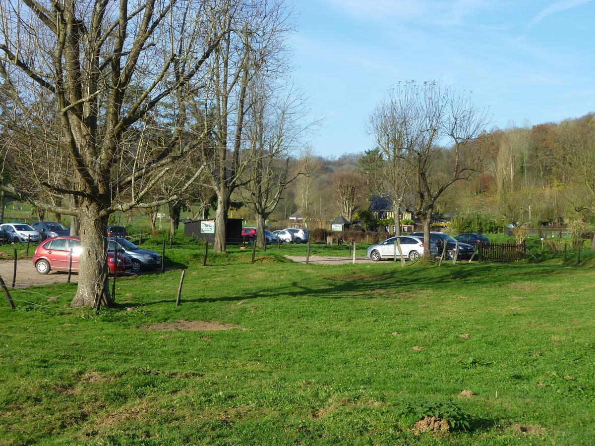 Auberge Du Val Au Cesne Saint-Clair-sur-les-Monts Eksteriør bilde